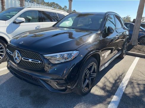 Used 2025 Mercedes-Benz GLC 300 GLC 300 image 2