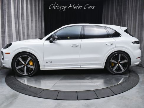 Used 2025 Porsche Cayenne GTS AWD/4WD image 1