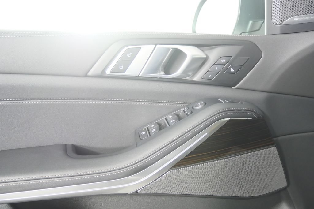 Certified 2026 BMW X5 sDrive40i RWD image 8