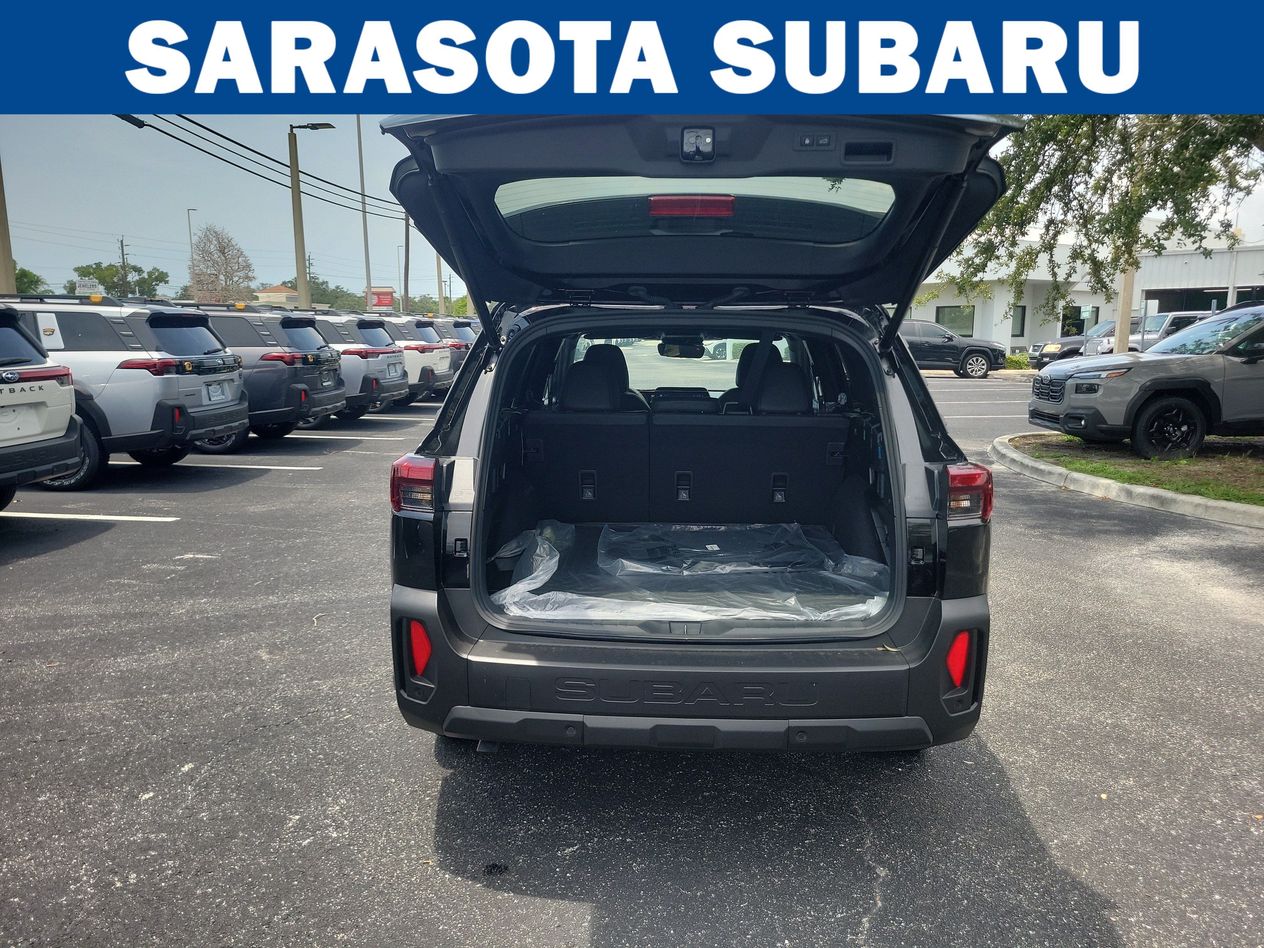New 2026 Subaru Outback Limited AWD/4WD image 9