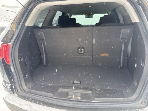 Used 2011 Chevrolet Traverse LT w/ Personal Connectivity Package image 9