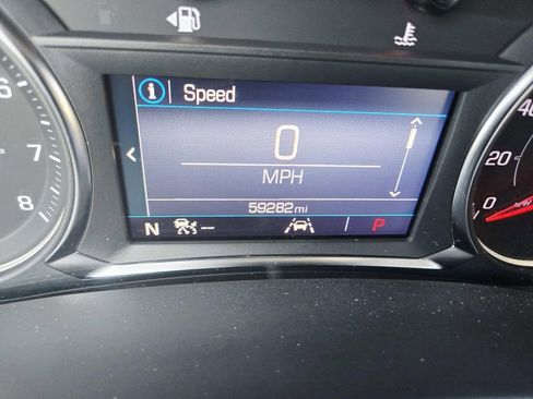 Used 2023 GMC Terrain SLE w/ Driver Convenience Package image 22