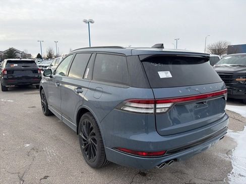 New 2026 Lincoln Aviator Reserve image 6