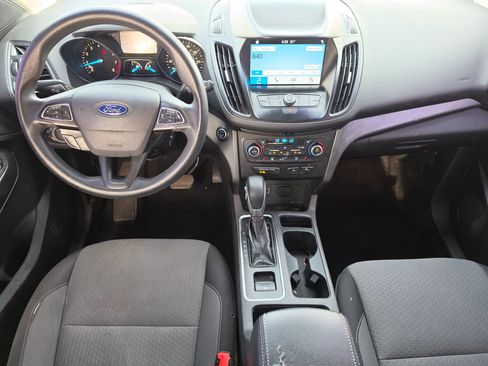 Used 2019 Ford Escape SE FWD image 9
