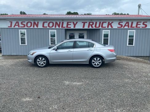 Used 2010 Honda Accord EX image 1