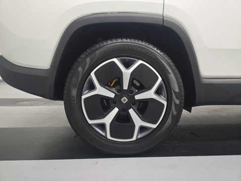 Used 2024 Rivian R1S Adventure Quad AWD/4WD image 12