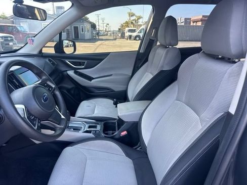 Used 2023 Subaru Forester AWD/4WD image 9