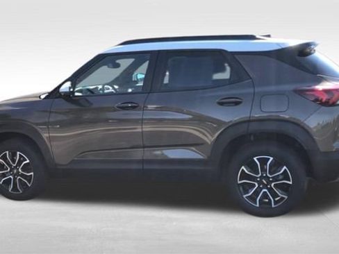 Certified 2021 Chevrolet TrailBlazer ACTIV w/ Sun and Liftgate Package AWD/4WD image 6