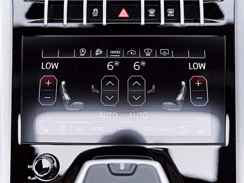 Used 2022 Lamborghini Urus AWD/4WD image 82