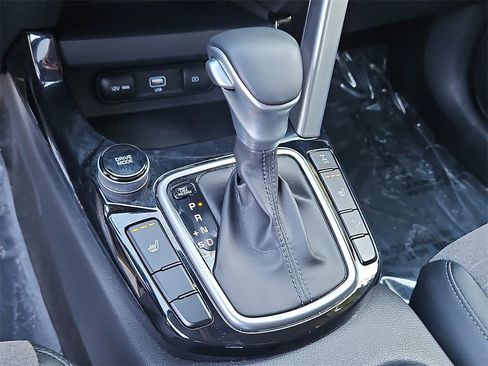 Certified 2022 Kia Seltos S image 15