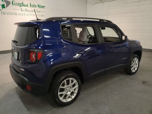 Used 2019 Jeep Renegade Latitude w/ Popular Equipment Group AWD/4WD image 7