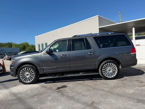Used 2015 Lincoln Navigator L 4WD w/ Equipment Group 101A Reserve image 5