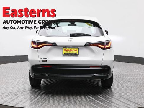 Used 2025 Honda HR-V LX image 6