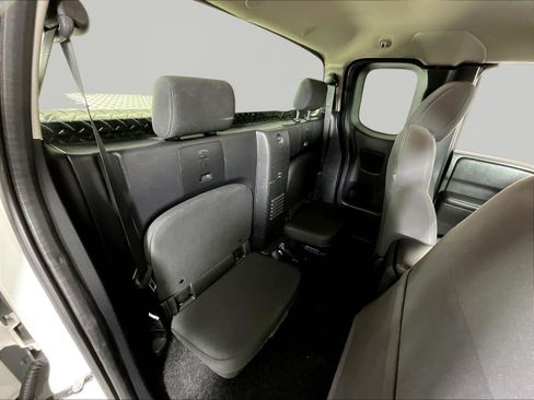 Certified 2025 Nissan Frontier S RWD image 24
