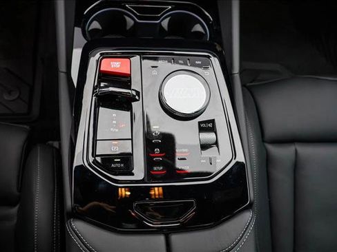 New 2026 BMW M5 w/ Executive Package image 18