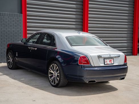 Used 2020 Rolls-Royce Ghost image 14