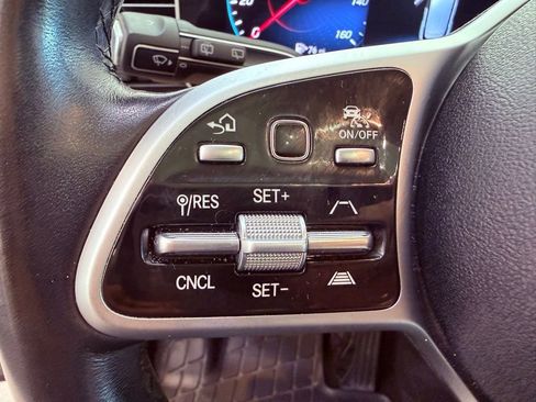 Used 2021 Mercedes-Benz GLE 350 4MATIC image 24