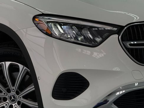 Certified 2026 Mercedes-Benz GLC 300 image 10
