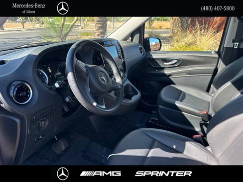 Used 2023 Mercedes-Benz Metris Passenger image 26