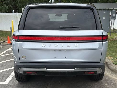 Used 2024 Rivian R1S Adventure AWD/4WD image 5