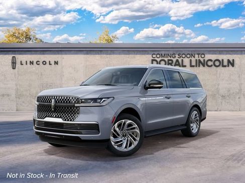New 2027 Lincoln Navigator Premiere RWD image 2