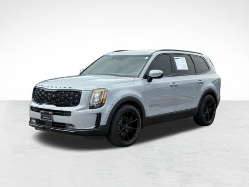 Used 2022 Kia Telluride SX w/ SX Prestige Package image 1