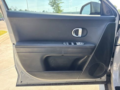 Used 2024 Hyundai Ioniq 5 SE image 14