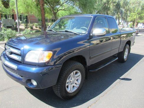 Used 2004 Toyota Tundra SR5 AWD/4WD image 2