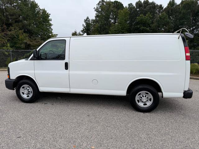 Used 2015 Chevrolet Express 2500 RWD image 7