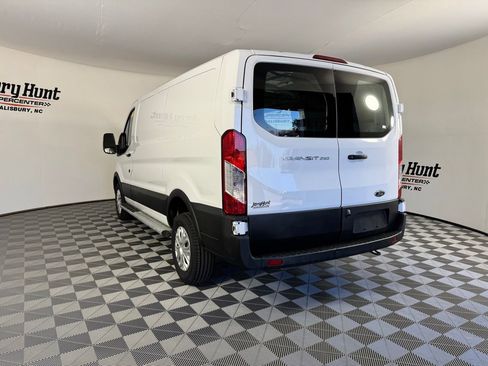 Used 2024 Ford Transit 250 Low Roof w/ Exterior Upgrade Package image 9