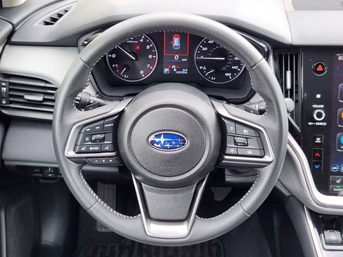 Used 2025 Subaru Outback Premium AWD/4WD image 22