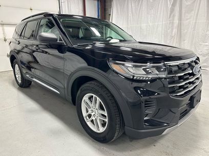 Used 2025 Ford Explorer Active