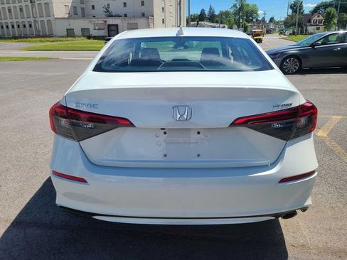 Used 2022 Honda Civic Sport image 8