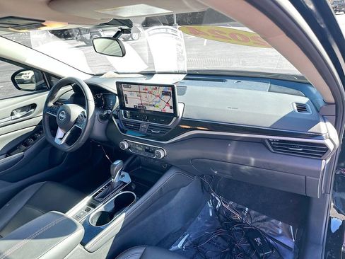 Used 2024 Nissan Altima 2.5 SR w/ SR Premium Package image 35