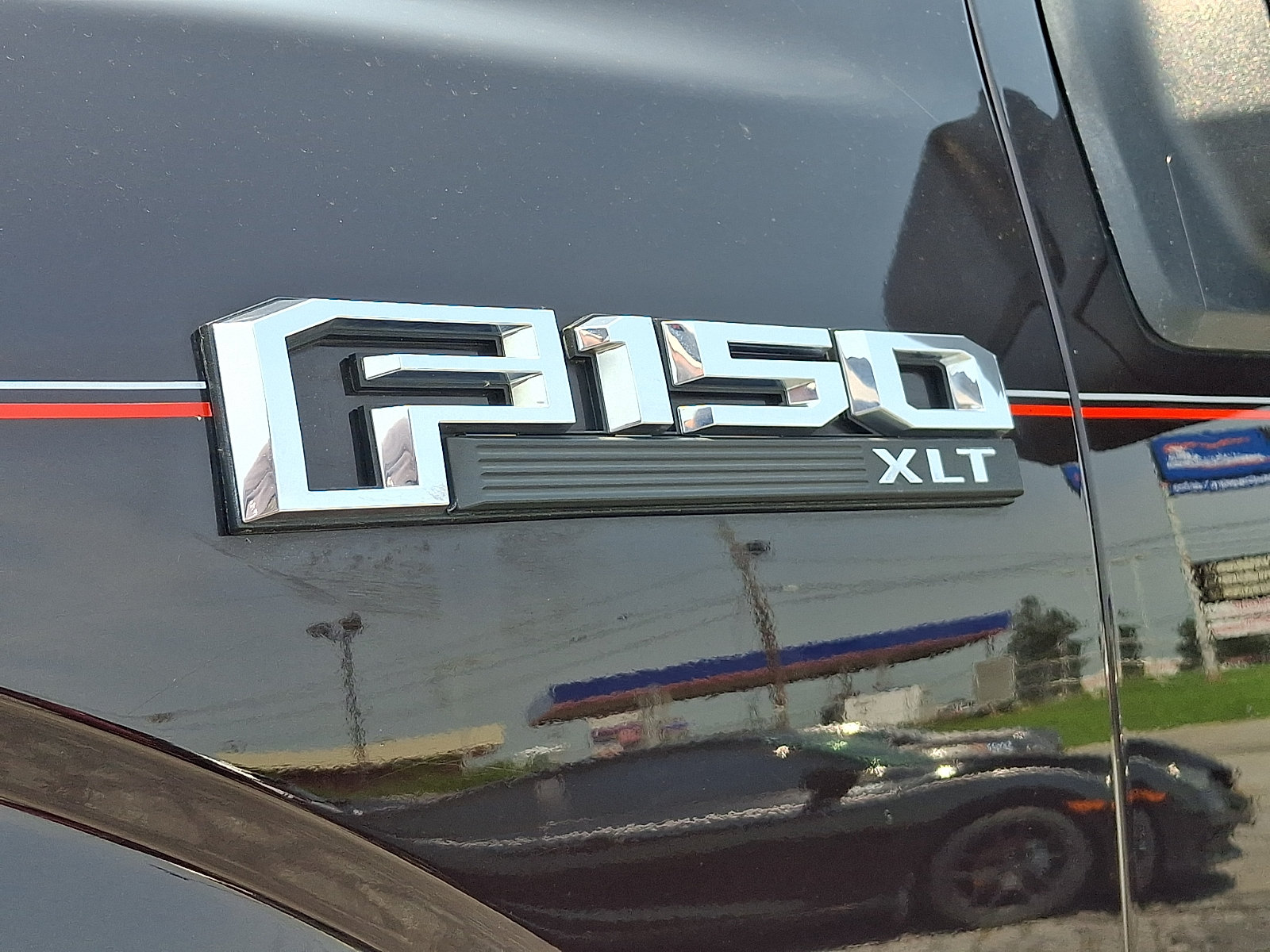 Used 2020 Ford F150 XLT w/ Equipment Group 302A Luxury AWD/4WD image 31