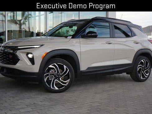 Used 2026 Chevrolet TrailBlazer RS w/ Convenience Package AWD/4WD image 4