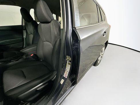Used 2017 Subaru Impreza 2.0i AWD/4WD image 12