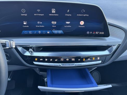 Used 2024 Cadillac Lyriq Luxury image 26