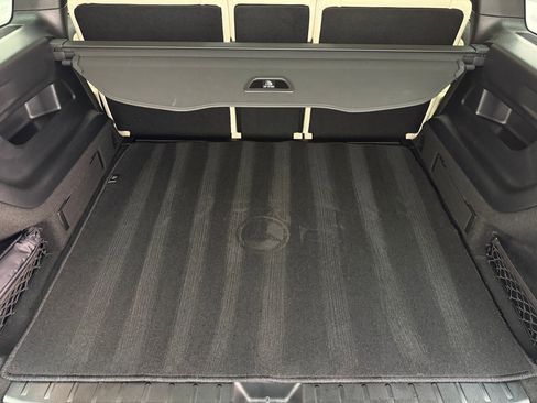 Used 2023 Mercedes-Benz GLB 250 image 31