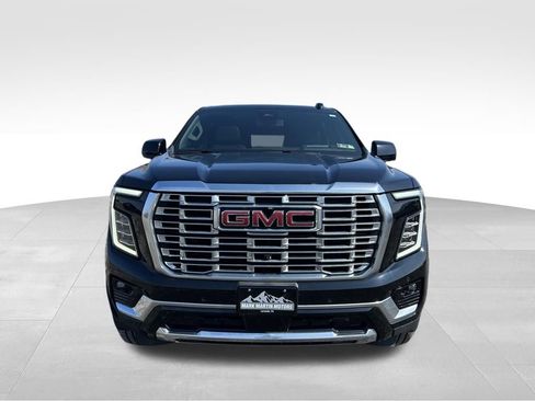 Used 2025 GMC Yukon XL Denali w/ Sun & Power Step Package image 27
