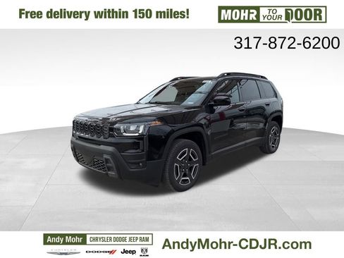New 2026 Jeep Cherokee Laredo image 3