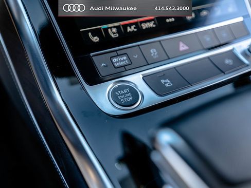 Used 2023 Audi Q8 Premium Plus w/ Premium Plus Package AWD/4WD image 27