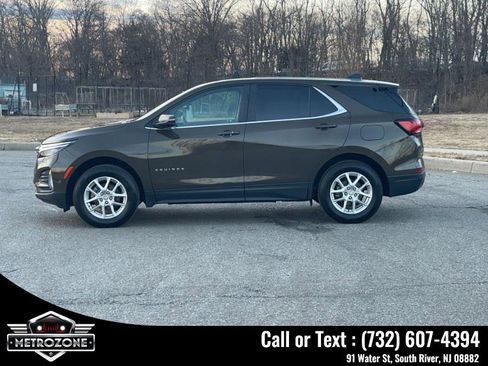 Used 2023 Chevrolet Equinox LT image 4