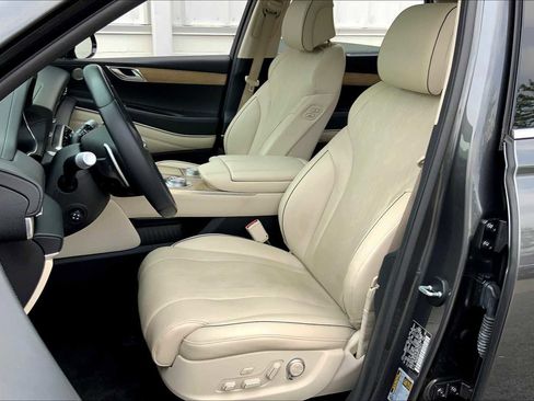 Used 2023 Genesis GV80 2.5T w/ Prestige Package image 7