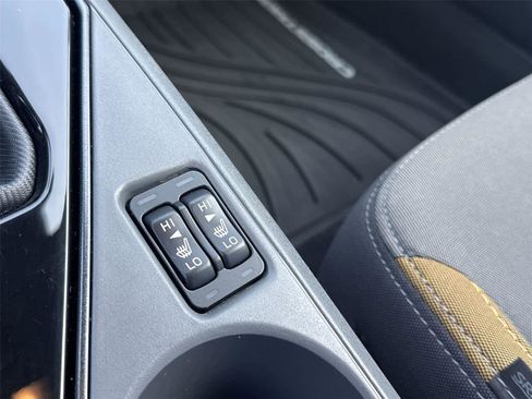 Used 2024 Subaru Crosstrek 2.5i Sport w/ Crosstrek Mirror Package image 20