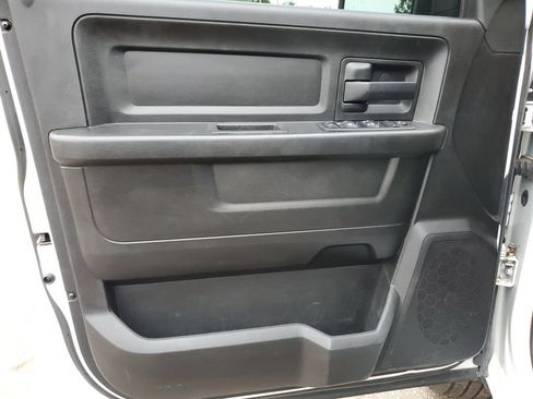 Used 2019 RAM 1500 ST w/ SXT Plus Group AWD/4WD image 11