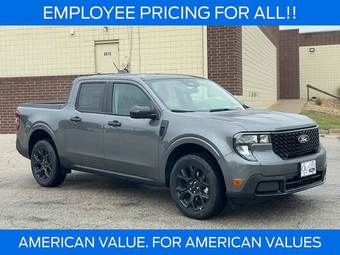 New 2025 Ford Maverick XLT w/ Equipment Group 301A AWD/4WD image 7
