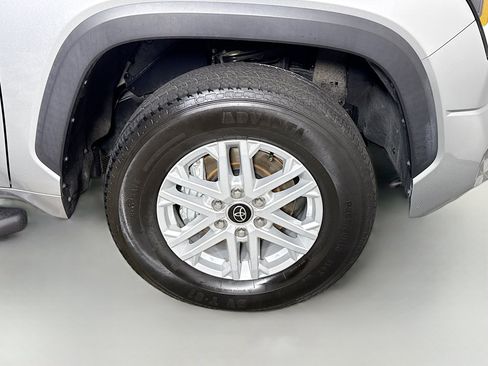 Used 2022 Toyota Tundra SR5 RWD image 32