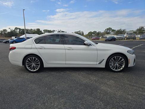 Used 2022 BMW 540i xDrive w/ Convenience Package image 3