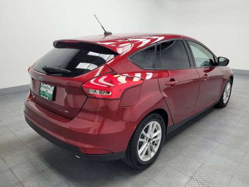 Used 2017 Ford Focus SE FWD image 9